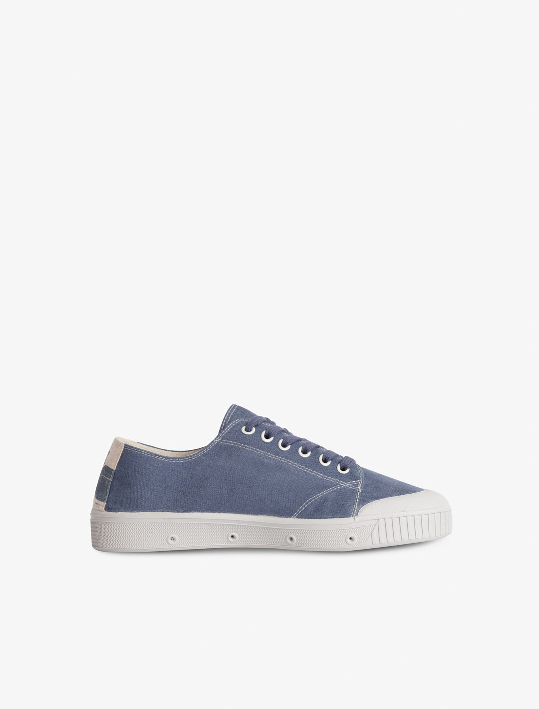 ChatGPT a dit :  Mixed linen tennis shoes - Spring Court Capsule