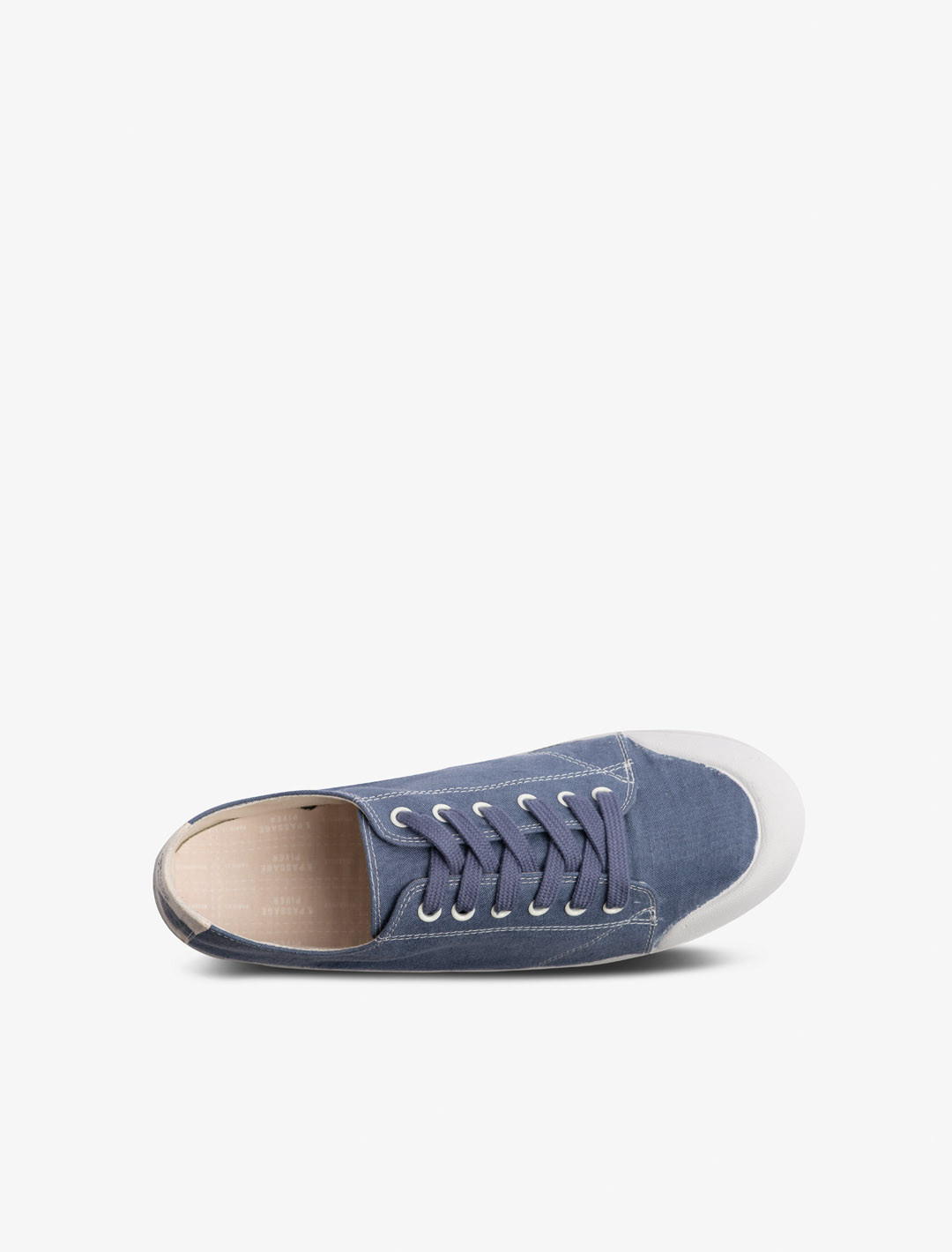 ChatGPT a dit :  Mixed linen tennis shoes - Spring Court Capsule