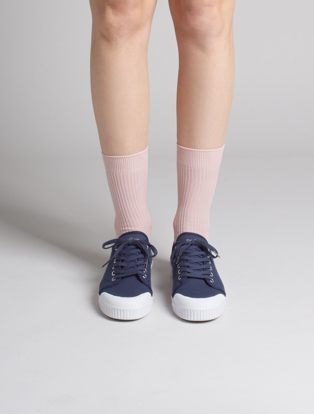 Canvas trainer | Spring Court