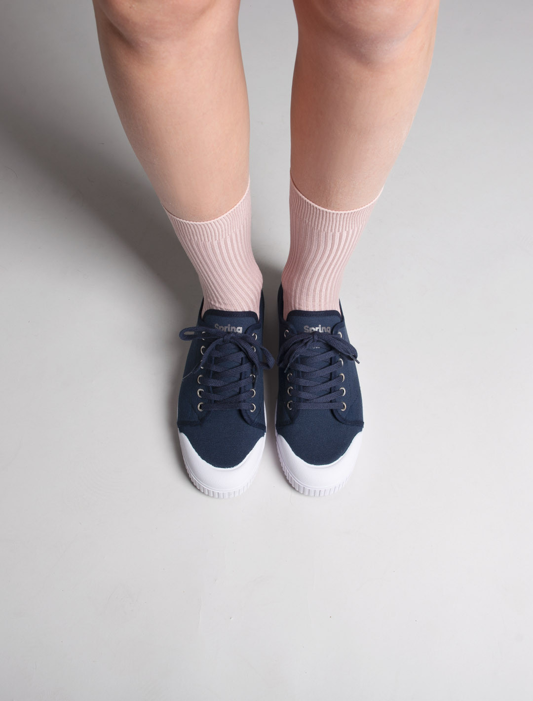 Spring Court G2 canvas basket in blue - worn