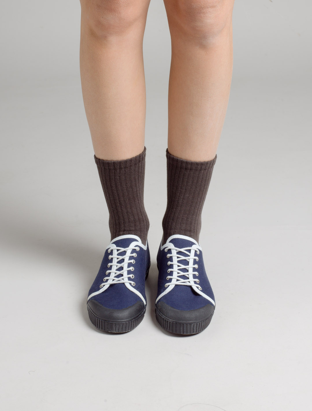 Adult canvas trainers in collaboration with L'Etiquette