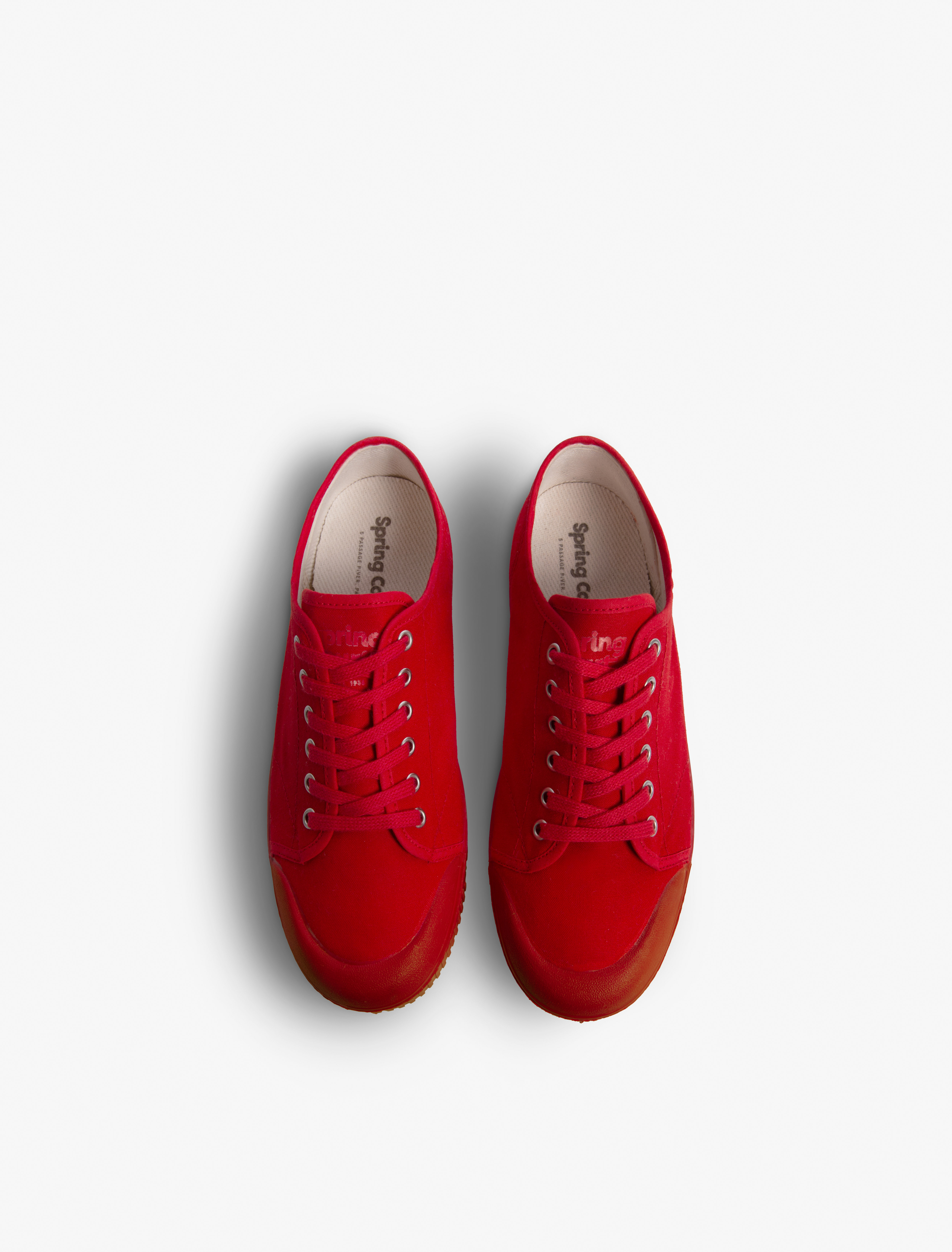 Basket Spring Court G2 canvas monochrome rouge – vue du dessus