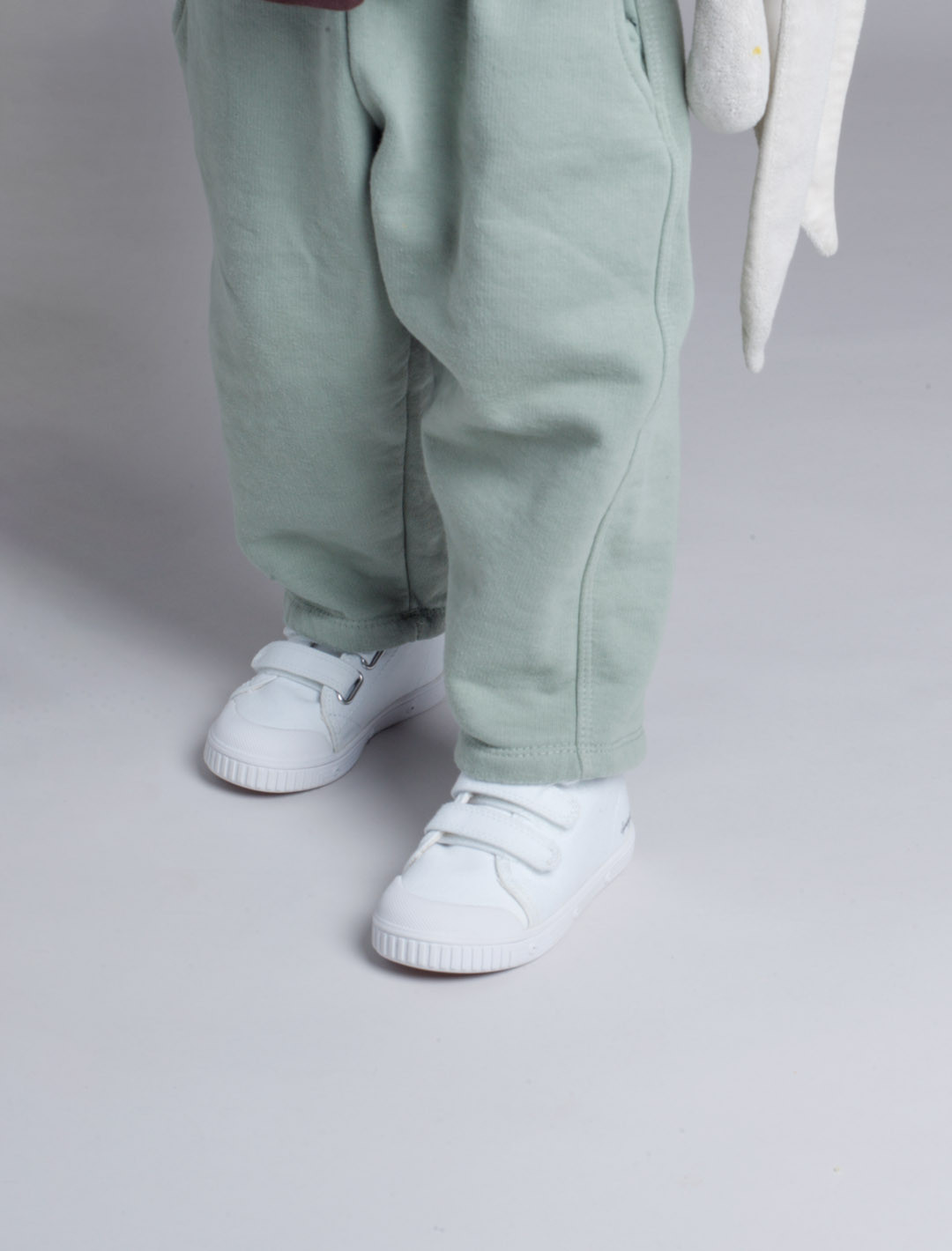 Kids’ Velcro Canvas Sneakers | B2 CANVAS