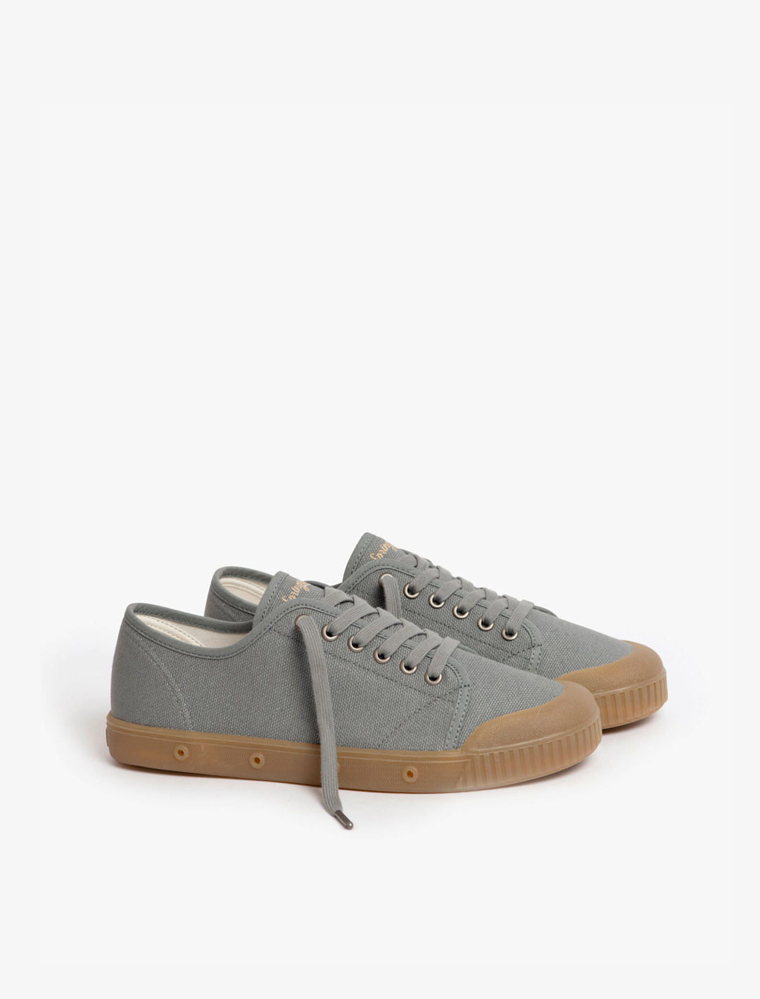 G2 Heavy Canvas trainer | Spring Court
